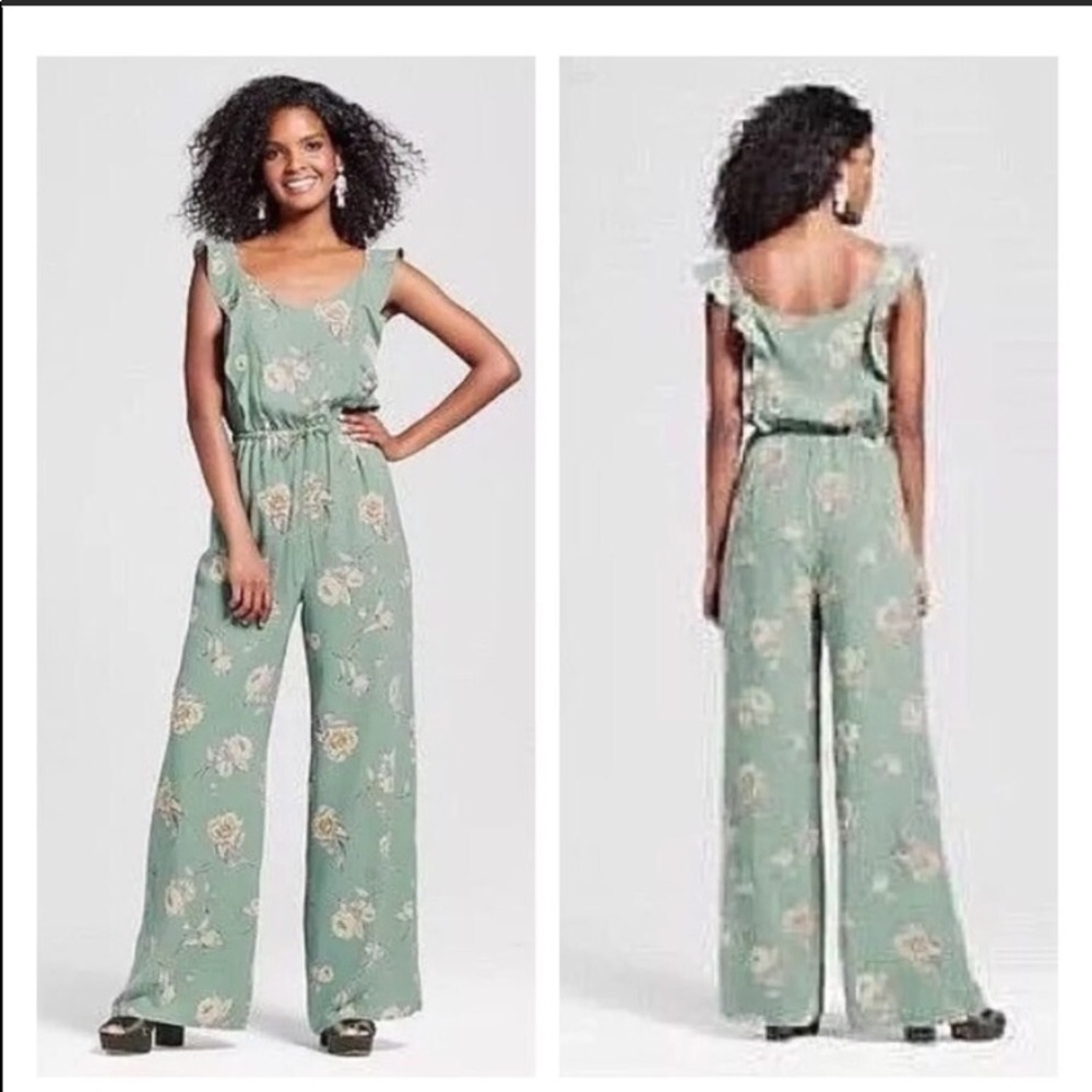 Floral Wide Leg Sage Jumpsuit by Xhilaration (M)